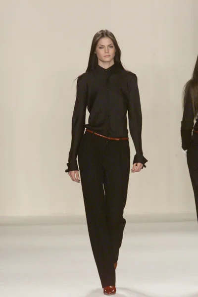 Look 5